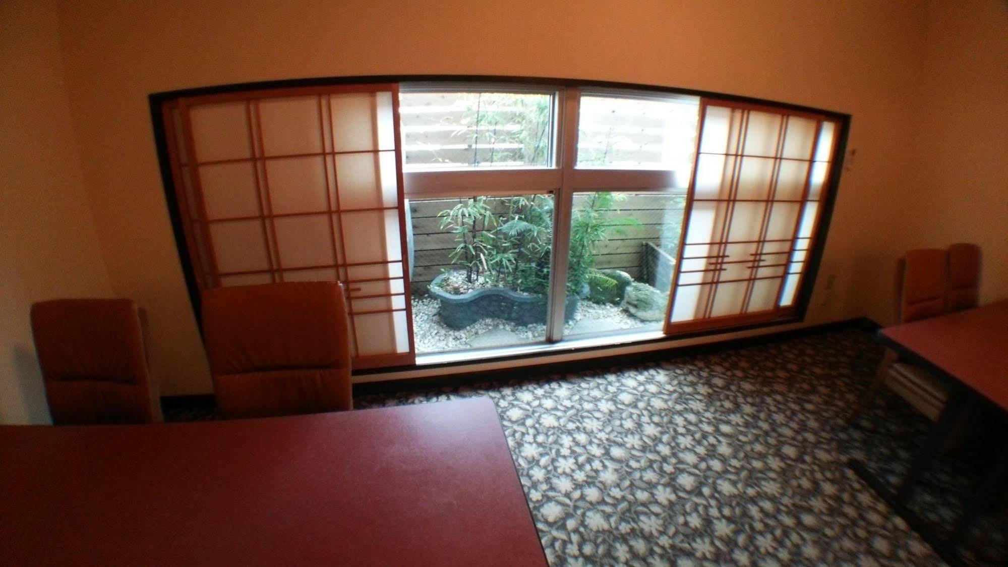 Yurakuan Miyazaki Hotel Exterior photo